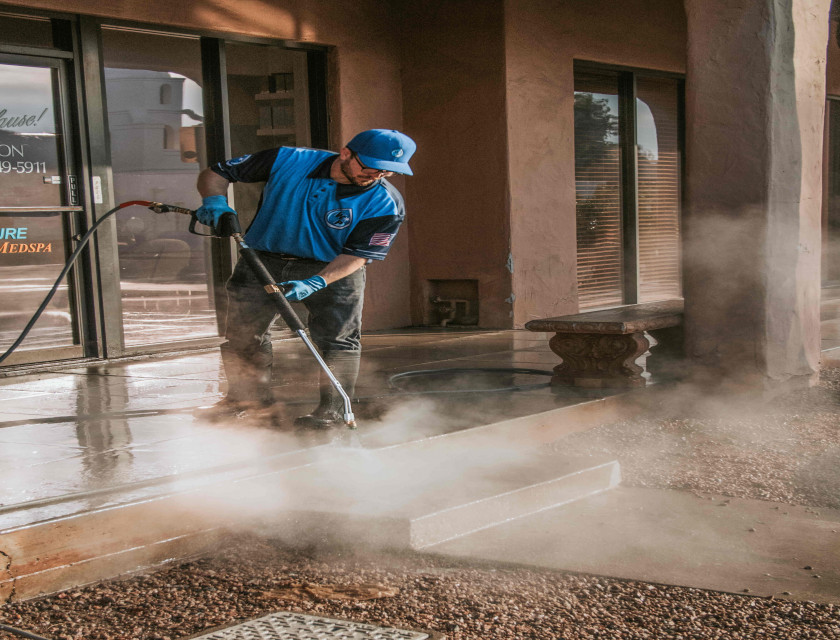 Advantages to buying a power washing franchise